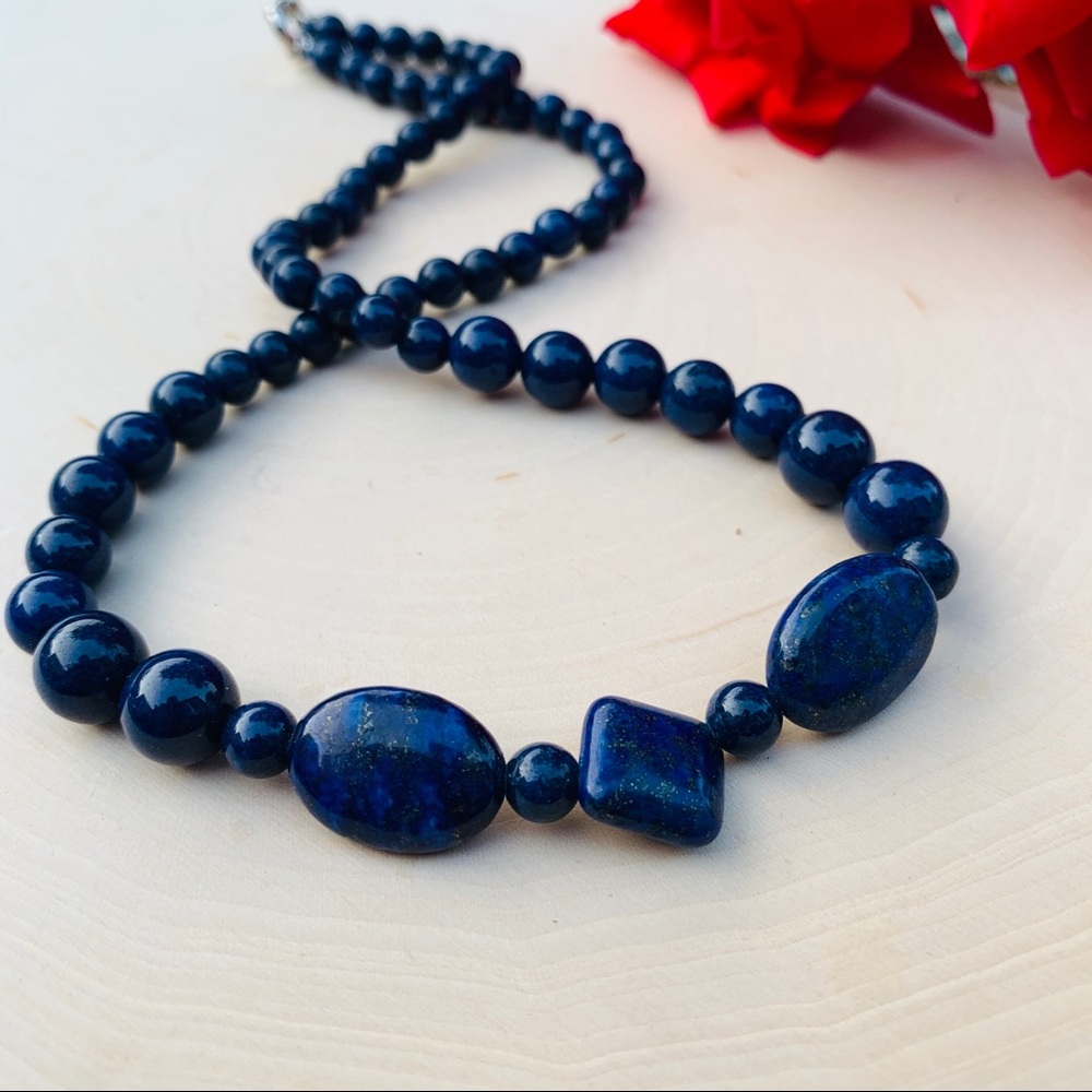 Lapis Lazuli gemstone Necklace - Picture 2 of 8